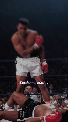 Muhammad Ali Iconic Photo: Boxing Legends Edit