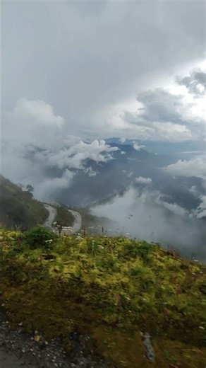 Sikkim Tour Journey #sikkim #travel #sikkimdiaries📸❤️ #sikkimtourism🌁 #sikkimtrip 11:51 am