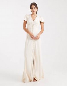 Maid to Measure - Brudepiger - Lys elfenbenshvid maxikjole med knapper foran | ASOS