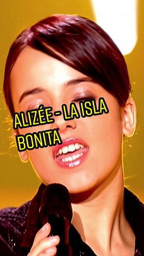 Alizée - La Isla Bonita: Live Performance