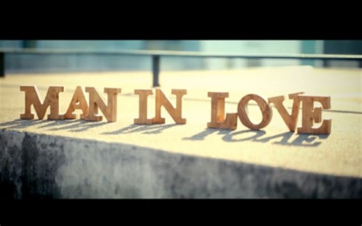 INFINITE/无限团，《Man In Love》歌曲讲述男人陷入爱情的故事，MV通过每位成员清新的小片段，展现爱情中的幸福心动❤，男人恋爱时的甜蜜行动