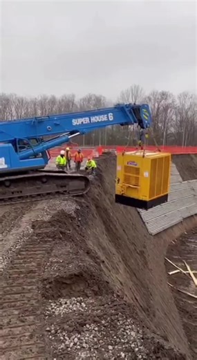 #excavator