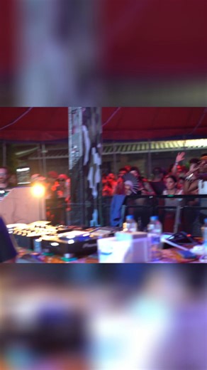 When we dropped “Ruff Neck”, the crowd felt the full power of the dub! 🔊⚡️ Heavy bass, deep vibrations, and pure sound system energy. 👉 Available now on Bandcamp 👉 Watch the vibes on my YouTube channel if you missed it Dub music straight to the core – no compromise! 🎶🔥 #KingEarthquake #Dubwise #RootsAndCulture #RuffNeck #Bandcamp #YouTube #SoundSystemCulture | King Earthquake Sound System