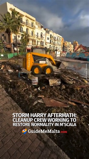After yesterday’s chaotic storm, which hit Marsaskala pretty heavily in particular, a cleanup crew has started working early this morning to try and get things back to normal as soon as possible 🙏 🇲🇹 🎥: Facebook - Marsascala | GuideMeMalta.com