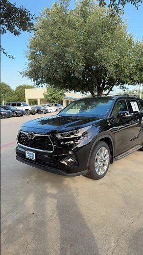 2021 Toyota Highlander for Victoria from Jeffrey