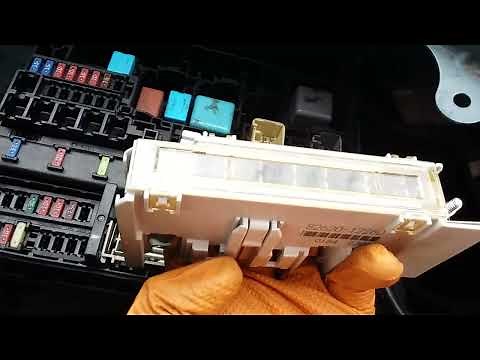Fusible Link, 2010 Scion xB, Remove Replace, Main Alternator Fuse, Disassemble Fuse Relay Box, Block