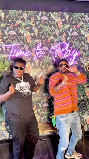 The #WSFAM sped up version hits different. Let’s see you dance! 🕺#BruceMelodie #Shaggy #WhenShesAround #RwandaMusic Shaggy | Bruce Melodie