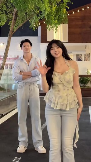 Clingy Boyfriend Moments in Douyin Videos