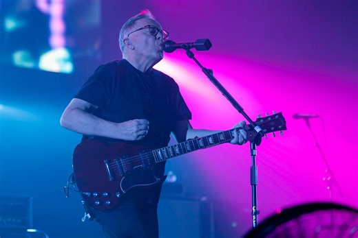 New Order Plays "State Of The Nation" Live For The First Time in 38 Years -
