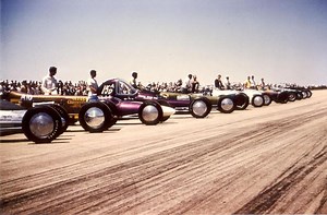 Santa Ana Drags: 65 years later, drag strip still revs up the hot-rod hearts of fans