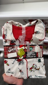 💚 The Grinch family matching pajama collection is here — and it’s SO cute! PLUS, it’s 40% off online now through Saturday! Available in toddlers, kids, and adults. Perfect for cozy nights, gifting, or family photos! Link in my bio to shop🎄 #Target #TargetRun #TargetFinds #thegrinch #matchingpjs | Target Gems