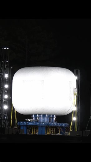 Larger than life! NASA, Sierra Space, and ILC Dover subject matter experts recently conducted the first full-scale ultimate burst pressure test on Sierra Space’s LIFE habitat at The inflatable module is planned to be used for human habitation in orbit, including on Blue Origin’s commercial space station, Orbital Reef, as part of NASA’s Commercial Low Earth Orbit Development Program, managed by @NASA_Johnson. Video description: The full-scale LIFE habitat is an inflatable habitat that expands to 