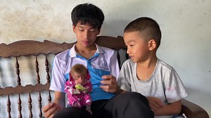 2.1K views · 186 reactions | Princess ZIM was adorable when she unexpectedly kissed her brother Thinh - Monkey Zim | Zim Family | Facebook