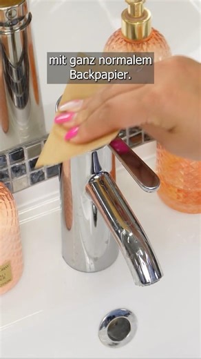 Baking paper in the bathroom? This trick will make everything shine!