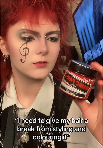 Everytime 😔🙏 • hair colour: infra red by @ManicPanicNYC use my Code ALICEGONEMADD for 20% off link in bio! (US only) 🖤 #manicpanic #goth #gothhair #gothmakeup #newwave