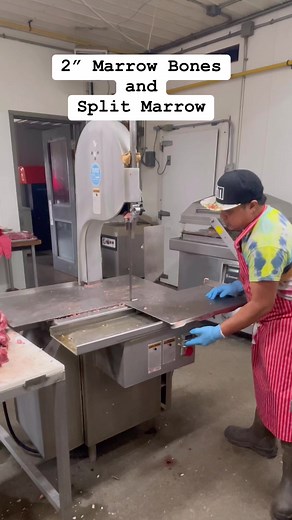 2” marrow bones and split marrow😉 #beef #grassfed #grassfedbeef #marrow #beefmarrow #marrowbones #splitmarrowbones #butchervan #vanzambrano #bondsums #butchershop #meatshop #meat #localmeatshop #butcherlife #butchersofinstagram #butcher #pinoybutcher #fyp #fypシツ #fypシ #fypviralシ #fypシ゚viral #fb #fbviralvideo #saskatchewan #canada #filipino #viralreels #fbreelsvideo #fbreelsviral #fbshorts #viralshorts #viralvideos | Vandervelt Zambrano