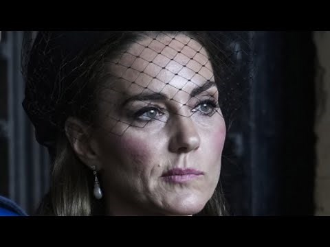 Kate's Expressions During The Queen's Procession Say It All