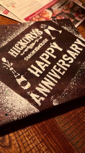 🍖 First time trying Hickory’s Smokehouse… and all I can say is WOW! 🤩 We left absolutely stuffed, and it definitely did not disappoint! The food was full of flavour, the portions were huge, and the atmosphere was amazing. The best part? Jensen actually tried the popcorn! 🍿😂 A little win that made the visit even more special. The cookie wasn’t for Jensen if you couldn’t tell 🫣 Have you been to Hickory’s? What’s your favourite thing on the menu? Let us know below! 👇@Hickory’s Smokehouse