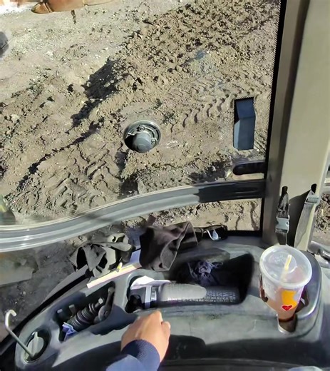 Un Día en la Vida de un Operador Local 12