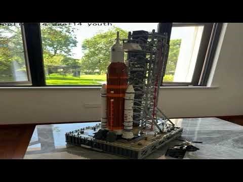 A must-have product! 2025 New Space Launch System Model Building Kit Bricks Toy Kids Adult Gift