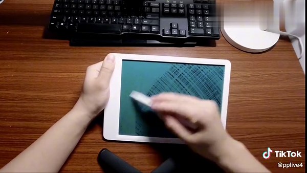 Drawing Techniques with a Digital Stylus on Screen