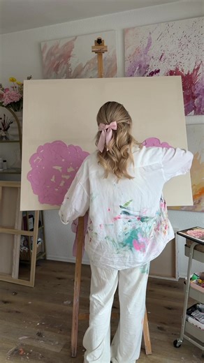 Painting Beautiful Pink Hydrangeas in Plaster Art