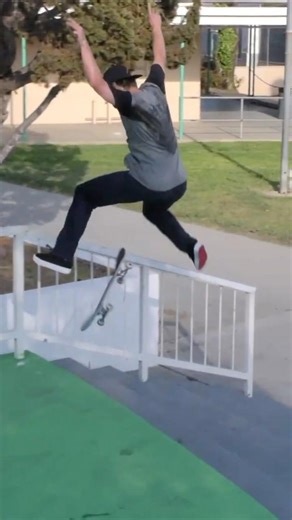 Shane O’neill - Nollie Tre front board