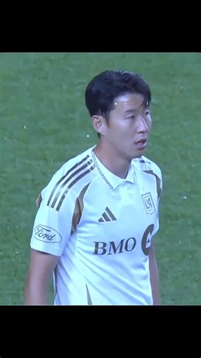 29K views · 1.9K reactions | Ma son baan 2026 naf ka raadaynaa waala jabay來樂‍♂️ haday tani dhacdo kawarama? Inkastoo kooxda aysan wali qorshaha suuqa ay kaleedahay aysan cadeen . | Barcelona Soomali News | Facebook