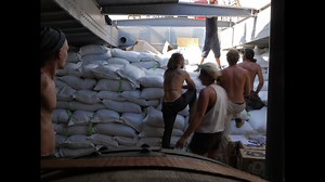 Time runs fast! We are looking forward to sailing cargo again. (Video from loading in La Ceiba, March 2018) | TIMBERCOAST