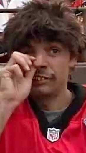 Recordando cuando Barnaby estuvo en el Pro Bowl en #Hawaii / Remembering the time Barnaby was at the #ProBowl | Eugenio Derbez