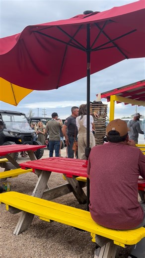 I want to extend my deepest gratitude to each and every one of you who stopped by Skully’z BBQ during the 5th annual Sips and Sunsets Festival here in beautiful Steinhatchee, FL. It was an absolute joy seeing so many familiar faces and welcoming new ones to share in the fun and flavor of our locally famous mullet dip. Your support means the world to us and keeps our little spot thriving! A special shoutout to my talented son, Jamey King, for his incredible acoustic performance that added such a 