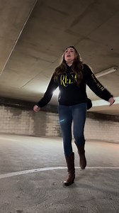 A little cover of Bonnie Raitt 🫶🏻 | Jacquie Roar