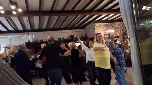 Όμορφες στιγμές κεφιού και γλεντιού από τον ετήσιο καθιερωμένο χορό της Μύησις Καστοριάς!#ΔυτικήΜακεδονία #ΚαστοριάΧορόςΜύησις #ΌμιλοςΠολιτιστικήςΑνάπτυξηςΚαστοριάς #ΜπάνταΧάλκινωνΤοπικήΠαράδοση