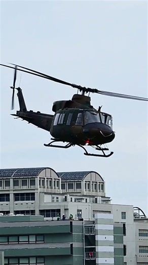 立川航空祭 最新ヘリ「ハヤブサ」デモフライト#shorts