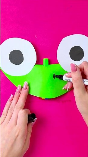 Froggy Fun: Crafting the Ultimate Paper Frog! 🐸✂️