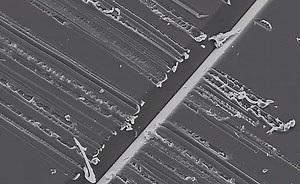 Here’s what scratched vinyl looks like under a microscope