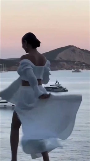🦋 Falling for You 💕