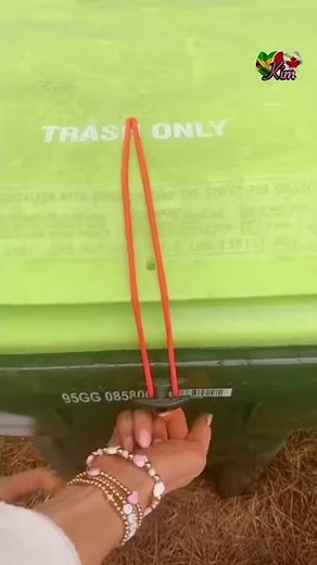 Home Hacks🔥Garbage Trash Can With Lid Loc To Prevent Messes!😎