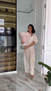 882K views · 10K reactions | Two things that always affect a woman's condition: Surprises and chic looks ❤ #home #lovemyself #skincare #naturalfood #reset #simplelife #alenayanchevskaya #skincareroutine #cosmetics #technology | Mạnh Đức BDS Cao Cấp | Facebook