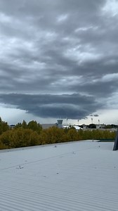 ⛈️ MORE STORMS COMING ⛈️ More storm cells are on the way, although the Bureau of Meteorology says these ones are not forecast to be as bad as the one that caused chaos across Perth and the Midwest and Wheatbelt area yesterday. This is the view of the spectacular sky from the roof of the ABC building — what's it like where you are? 👇📸 🎥 Gian De Poloni / ABC News. | ABC Perth