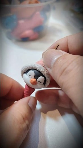 EASY DIY Cute Penguin Keychain with Clay #clay #diykeychain #diy #easy #penguin