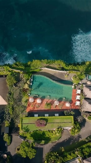3.6K views · 51 reactions | A stylish way to experience Bali's Uluwatu region - Bulgari Resort Bali! #Travel #LuxuryTravel #Bali #Uluwatu #Bulgari #BulgariResort Reposted from @bulgariresortbali | World Travel Magazine | Facebook
