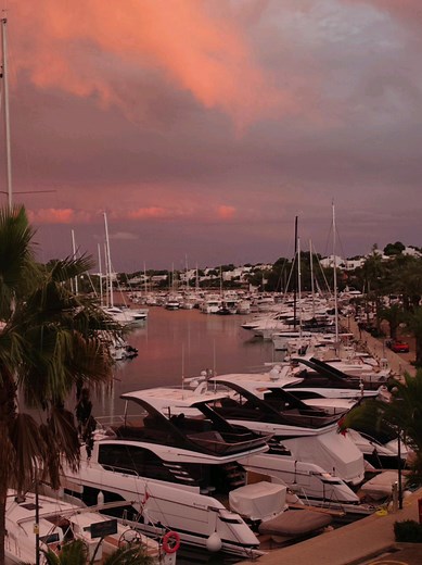 From day views to Bliss nights 🍸 📍 Cala d'Or Marina #calador #mallorca #visitmallorca #mallorcaviews #mallorcalife@MIA🌴