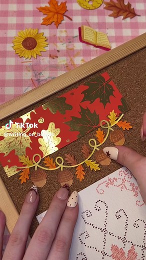 ASMR redecorating my corkboard for autumn