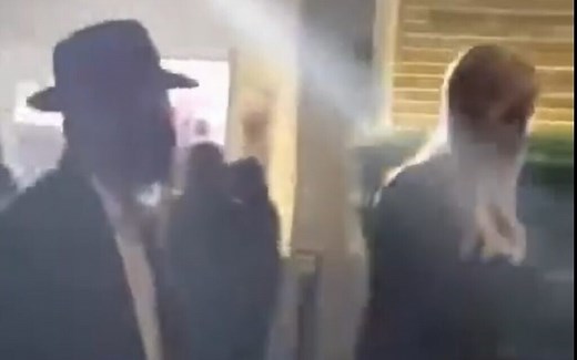 Ivanka Trump visits tomb of the Lubavitcher Rebbe as election nears