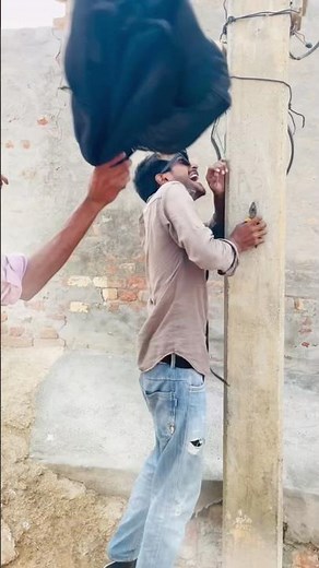 😂 Electrician Came to Fix the Power… Got Shocked Instead! ⚡🤣 #trending #comedy #funny #desicomedy