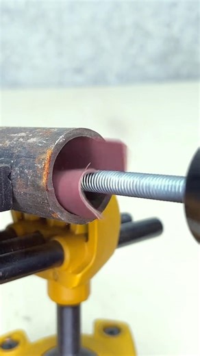 Remove Rust Inside Round Pipe Using Nut & Bolt 🎉 Genius DIY Sanding Hack 👍 #shorts