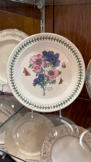 27K views · 971 reactions | Join us with our new series as we talk about favorite dinnerware patterns of Replacements customers over the past 44 years. Today is all about Botanic Garden by Portmeirion: https://bit.ly/455aSVJ | Replacements, Ltd. | Facebook