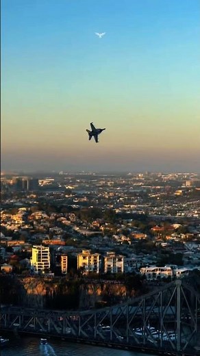 Sky Warriors: US Fighter Jets Dominating the Skies 🇺🇸 #fighterjets #skywars #us #airdominance