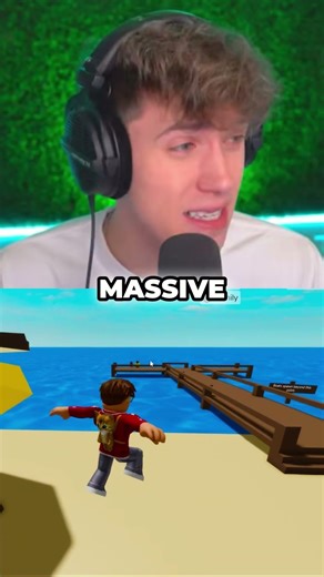 Spying On My CRUSH as a PET In Roblox...